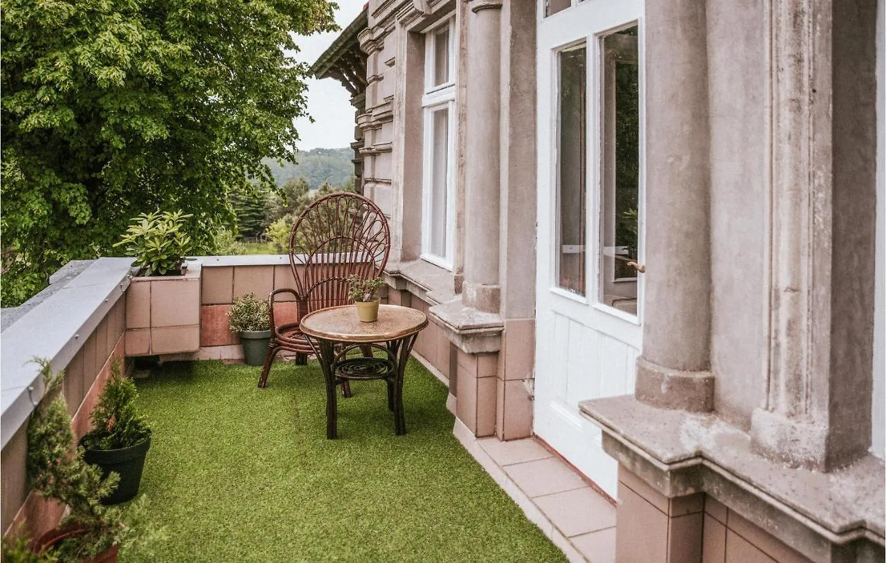 Cozy Apartment In Kolobrzeg With Wifi