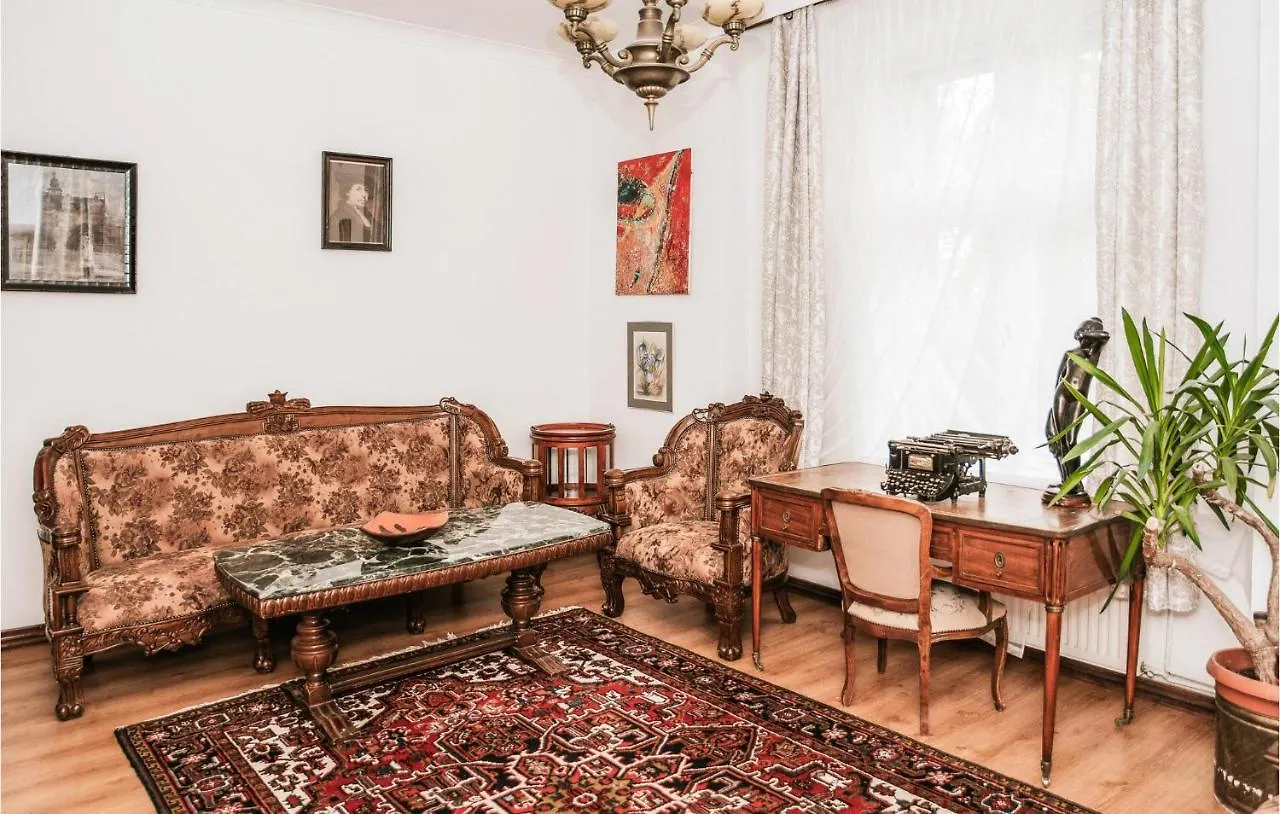 Cozy Apartment In Kolobrzeg With Wifi 0*,  Polónia